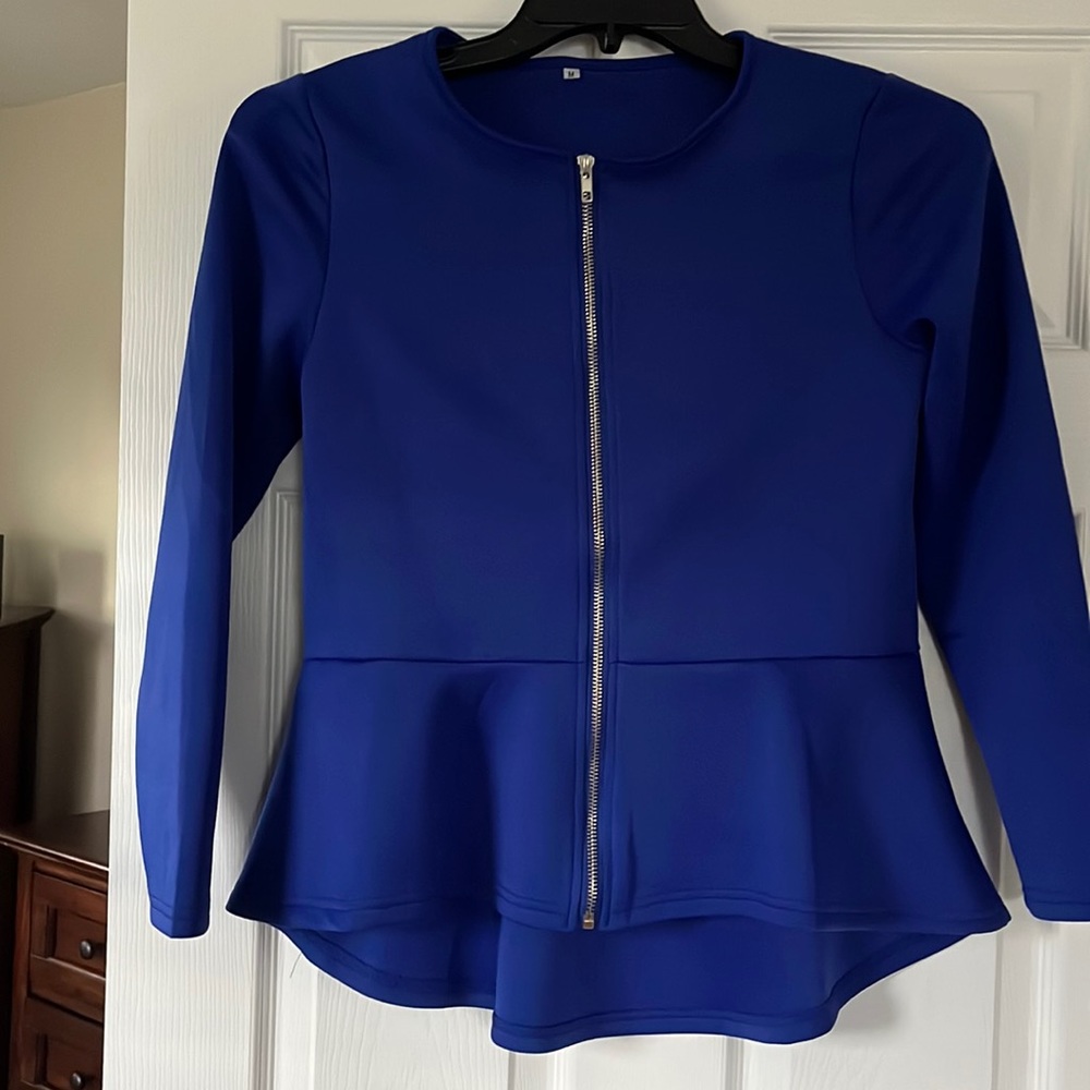 High/low long sleeve peplum top